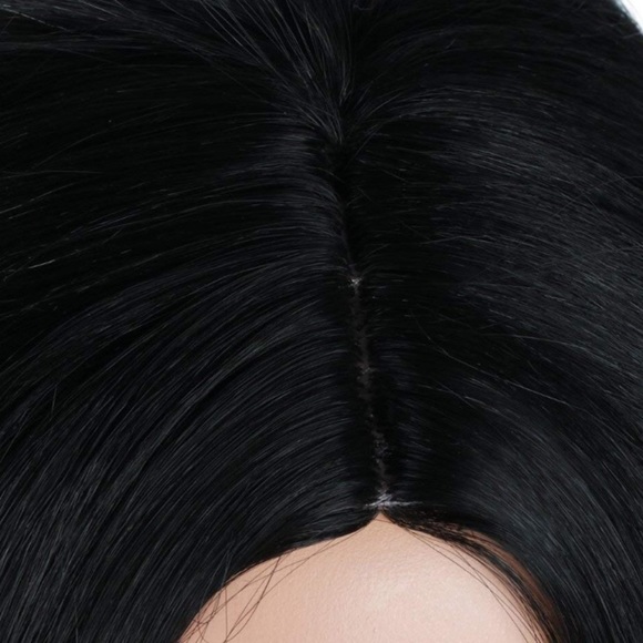 14” middle part bob wig main image 2